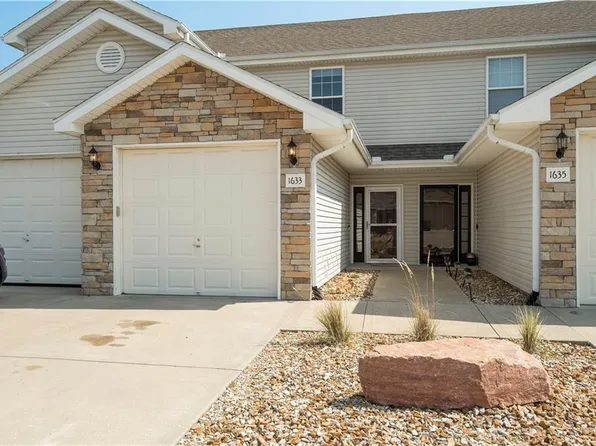 1633 SW Madison St, Lees Summit, MO 64081