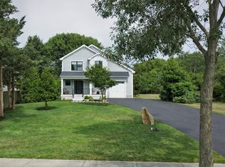 55 S Phillips Ave, Speonk, NY 11972