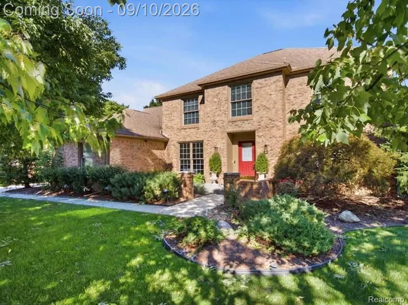3569 Wedgewood Dr, Rochester Hills, MI 48306
