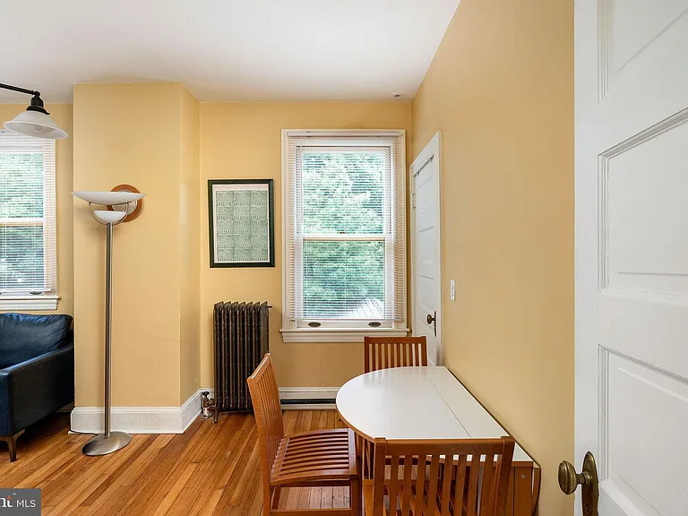 2 Hamilton Ave — Photo 14