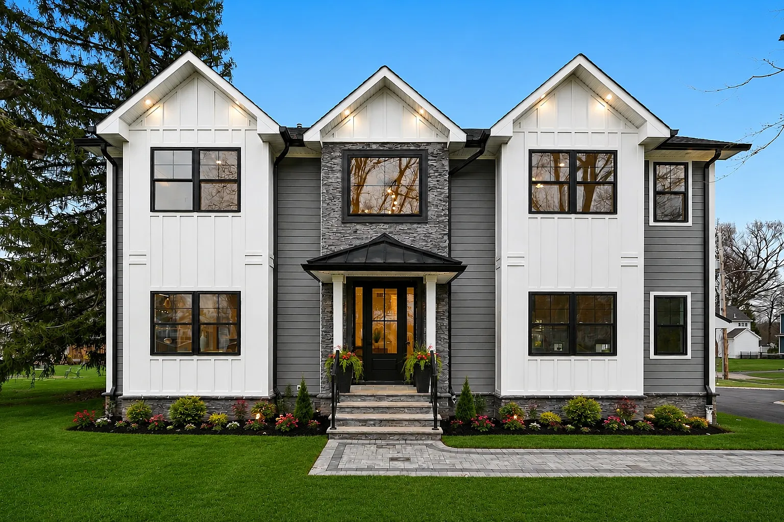 7 bed, $14,500 — Photo 1