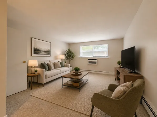 Middlesex Gardens, 1895 Middlesex St #6, Lowell, MA 01851