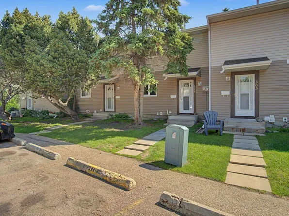 304 Spruce Gln, Spruce Grove, AB T7X 2J7