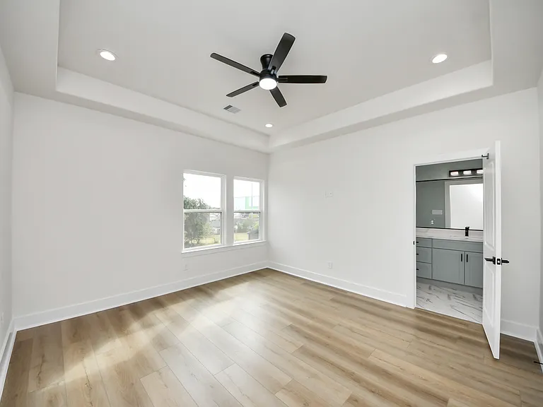 3806A Yale St — Photo 19