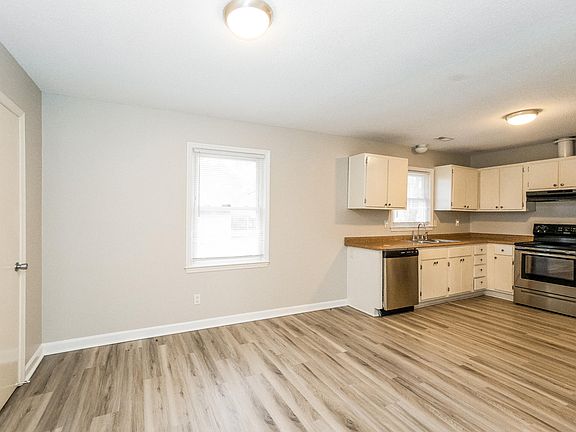 5th image of 6 Middlesex Ave