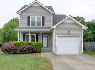 567 Oakmont Dr, Clarksville, TN 37042