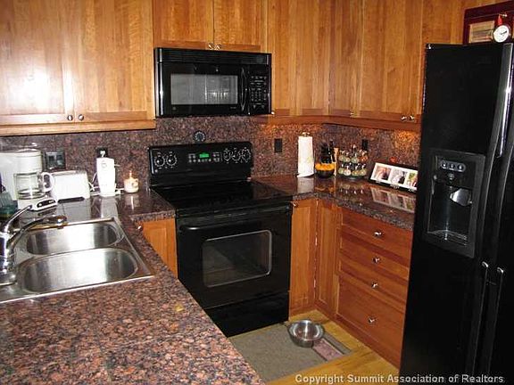 5th image of 85 Chestnut Lane UNIT 85