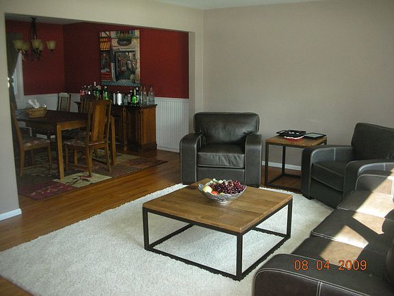 Living Room / Dining Room