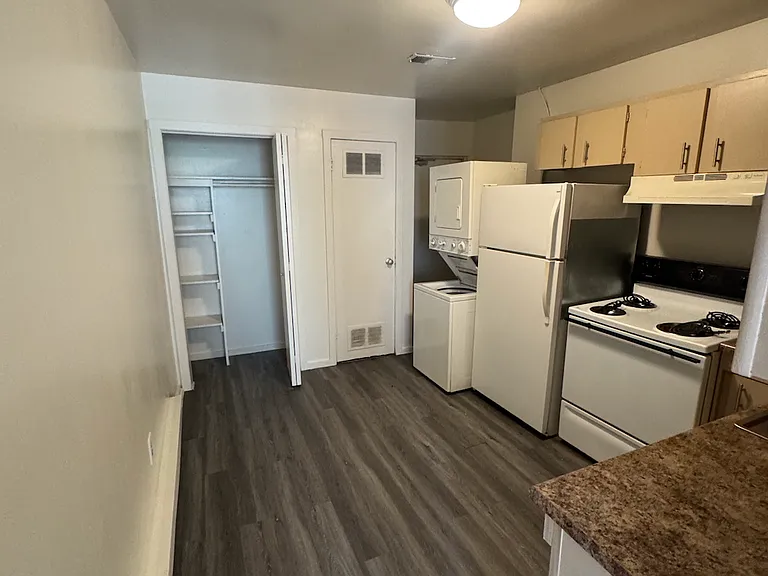 916 N Calvert St #2F — Photo 5