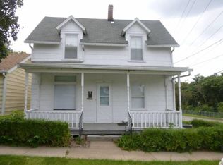 201 S 9th St, Burlington, IA