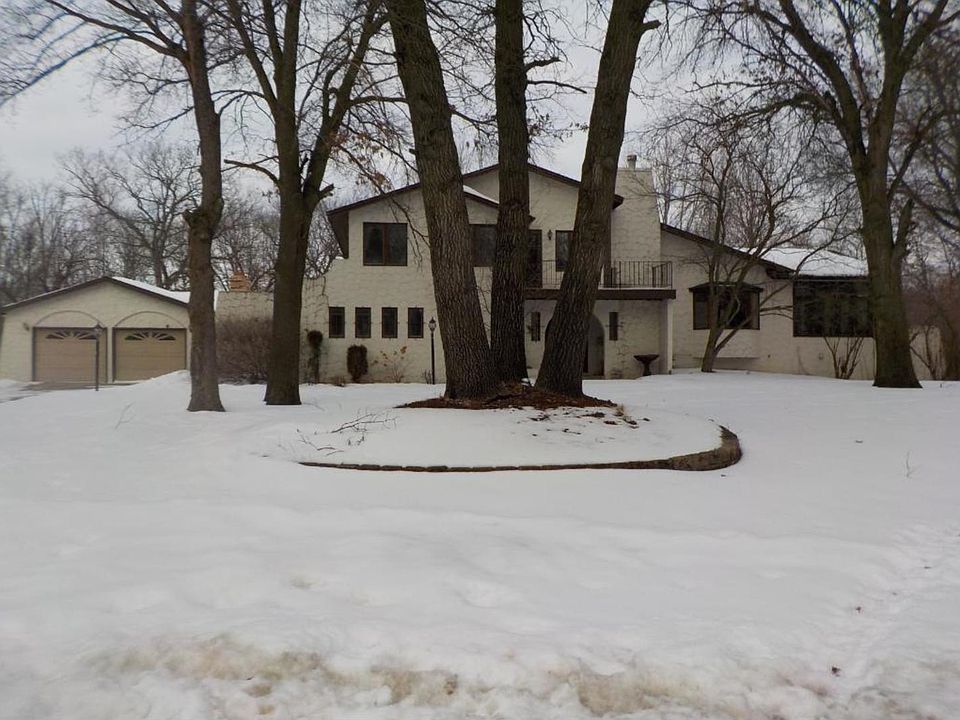 1st image of 2745 137th Ln NE