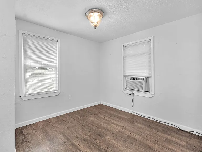 2101 W Romana St — Photo 19