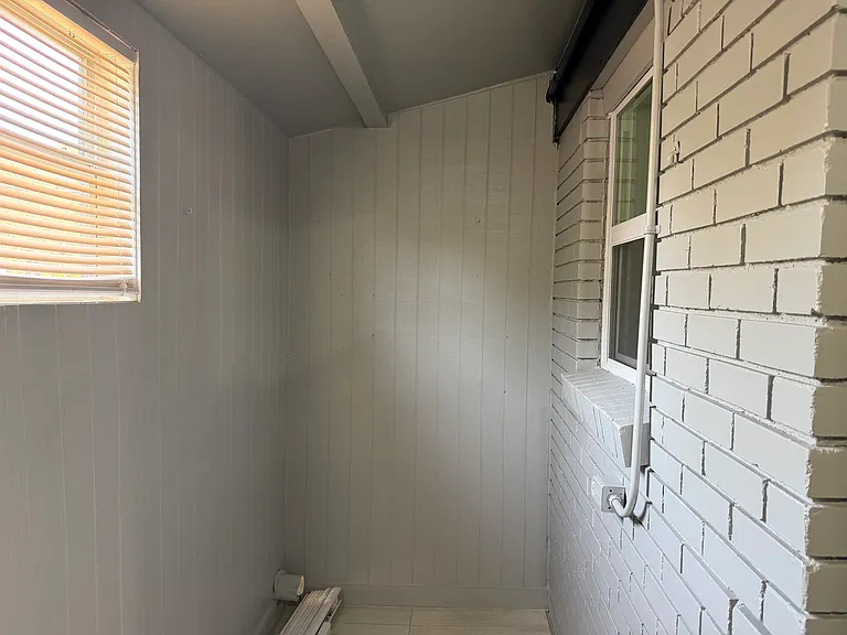 2502 Normont Cir — Photo 18
