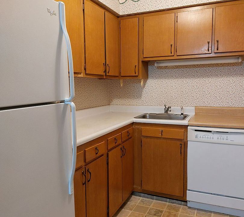 VILLAGE WEST APARTMENTS 736 Colony Ct Niles MI Zillow