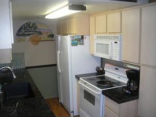 3rd image of 17030 E Calle Del Oro APT B