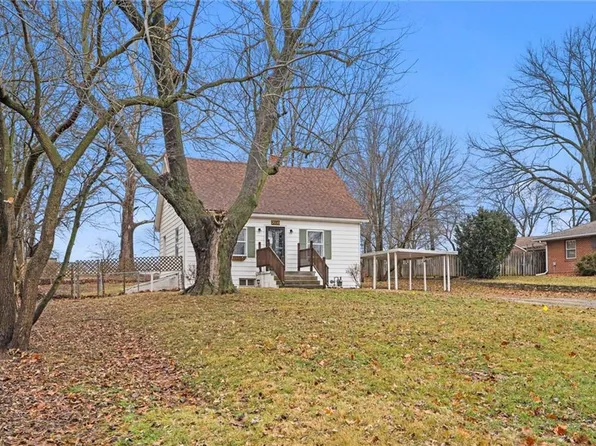 2036 James Downey Rd, Independence, MO 64057