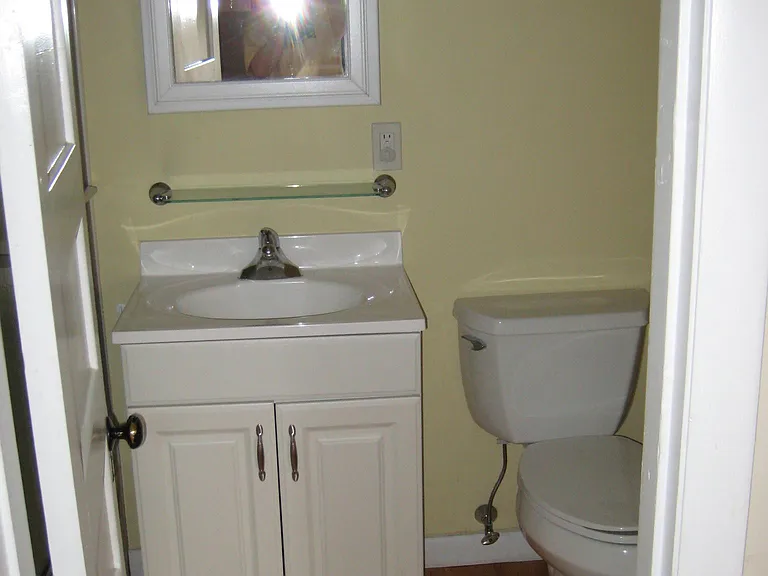 418 2nd St #3 — Photo 7