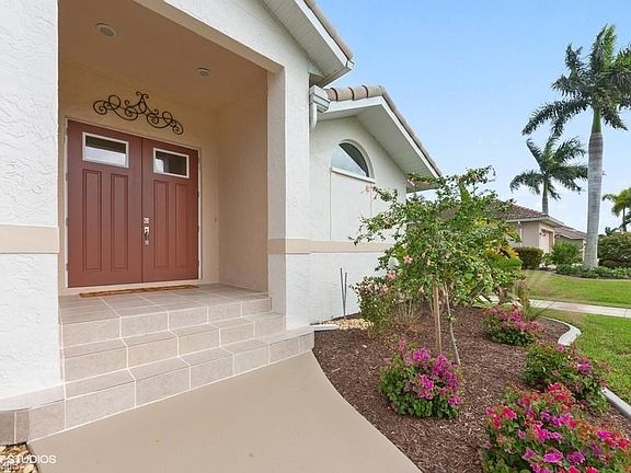 2nd image of 2516 Padre Island Dr