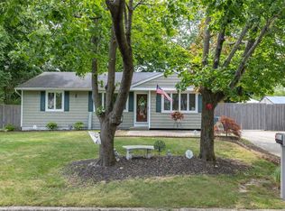 2814 Falcon Ave, Medford, NY 11763