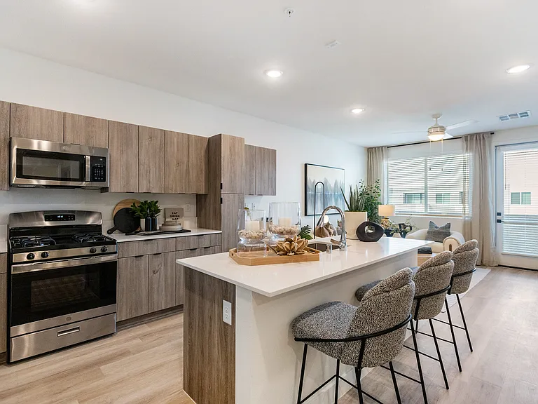 Core Apartment Homes — Photo 43