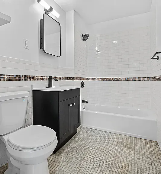 597 Grand Ave #1H — Photo 4