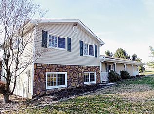 1507 W Old A J Hwy #J, New Market, TN 37820