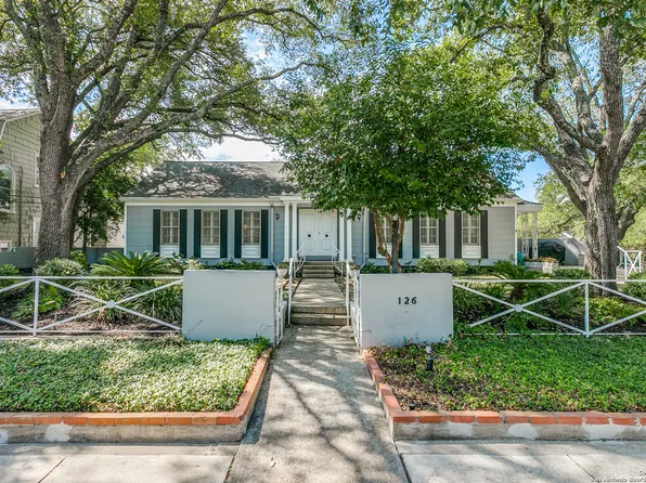126 LAUREL HEIGHTS PL, San Antonio, TX 78212