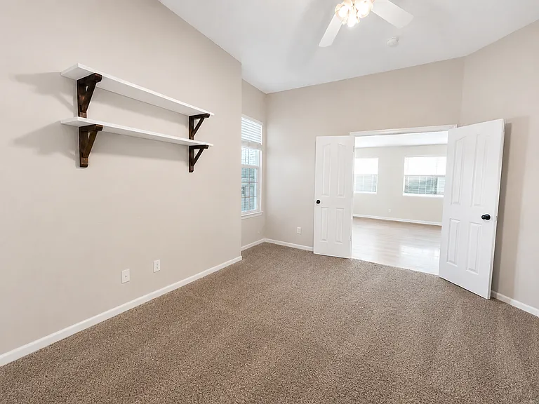 10163 Omeara Dr — Photo 22