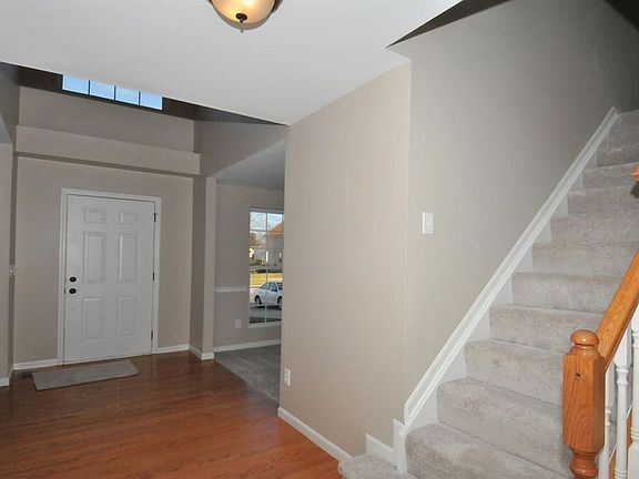 4th image of 59 Windfield Way