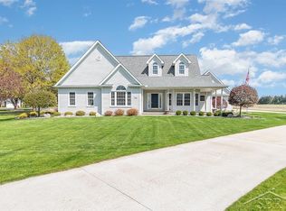 900 Kennely Rd, Saginaw, MI