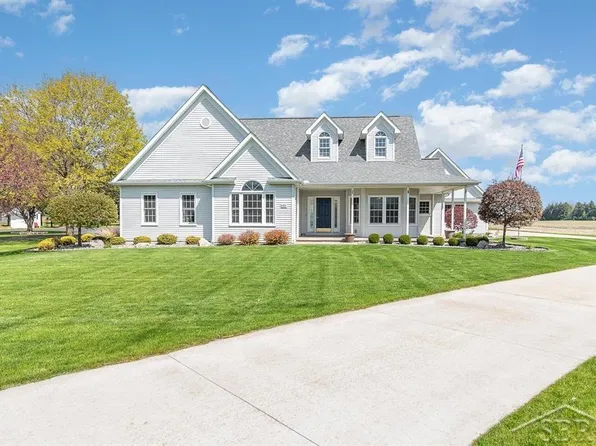 900 Kennely Rd, Saginaw, MI 48609