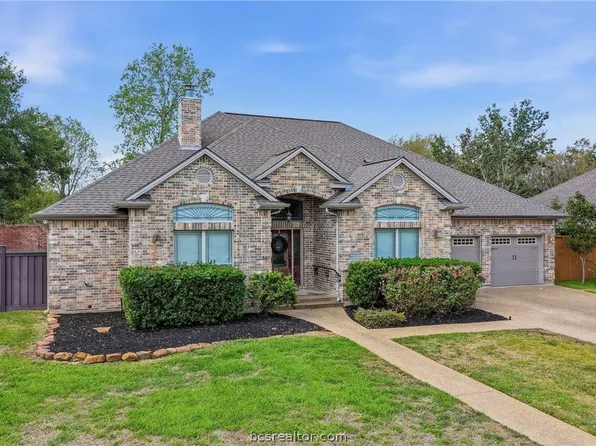 9201 Brookwater Cir, College Station, TX 77845