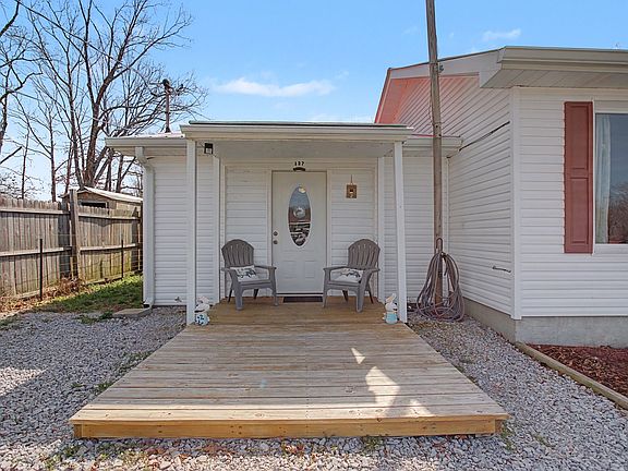 4th image of 127 Rockhouse Rd