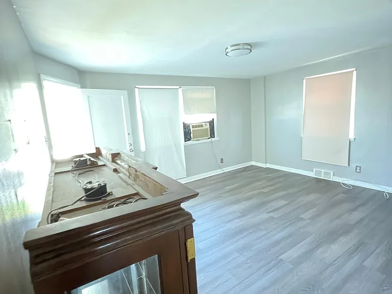 6327 Eastwood St #1 — Photo 14