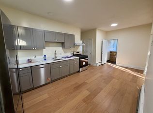 29 Astoria St Floor 3, Mattapan, MA 02126