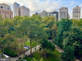 1901 Walnut St APT 6D, Philadelphia, PA 19103