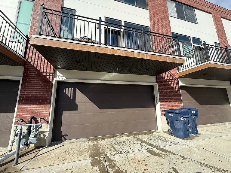 676 E Markea Ave — Photo 22