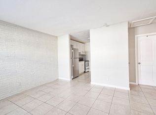 2243 Farragut St #B, Hollywood, FL 33020