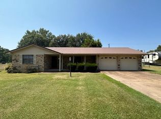 606 S Costilow St, Broken Bow, OK 74728