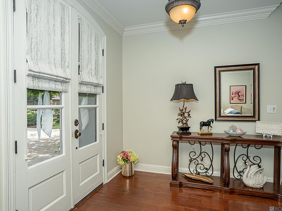 5th image of 38168 Springwood Ave