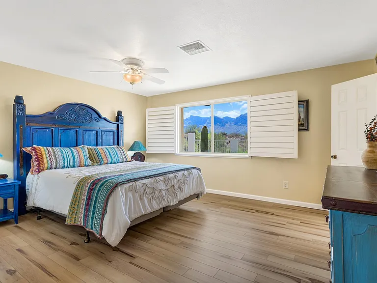 10380 N Hacienda Hermosa Dr — Photo 27