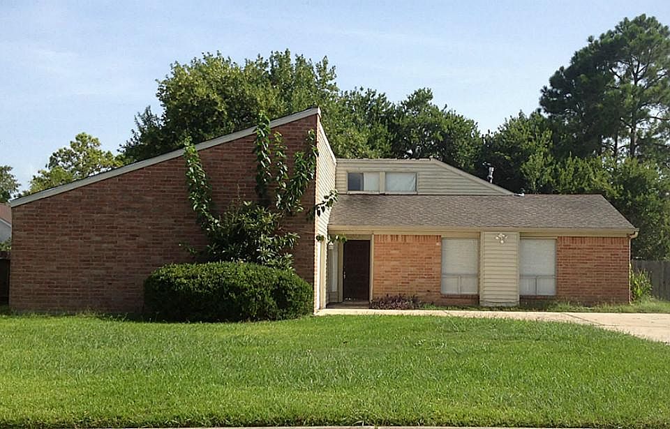 1st image of 2507 Ashmont Dr