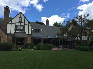 9315 N Range Line Rd, River Hills, WI 53217