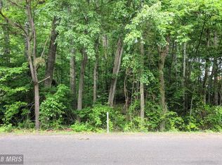 225 Birdie Rd, Locust Grove, VA 22508