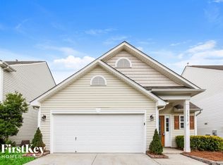 11319 Breezehill Ln, Charlotte, NC 28262