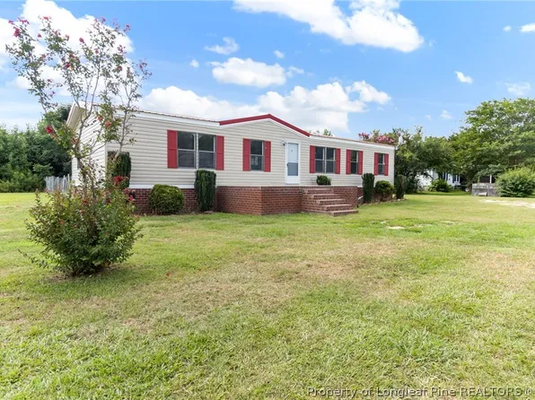 14460 E Us Highway 301 N, Saint Pauls, NC 28384