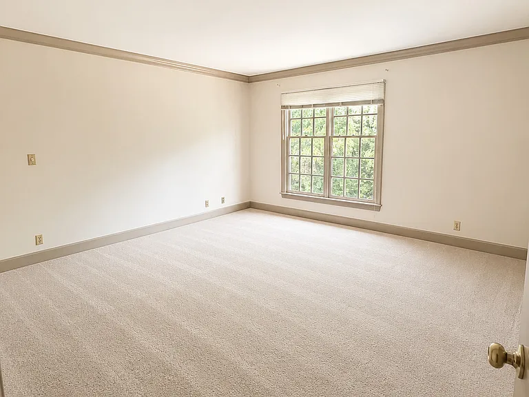 314 Broad St — Photo 16