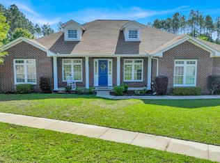 738 Symphony Way, Freeport, FL 32439
