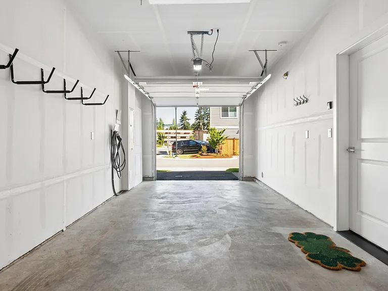 115 SW 181st Pl #C — Photo 28
