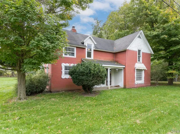 50505 Geddes Rd, Canton, MI 48188